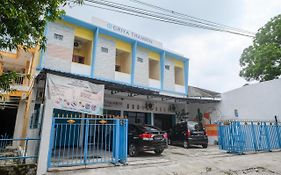 RedDoorz Syariah @ Griya Thamrin Manahan Solo